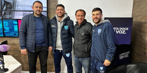 Vélez Camaquã marca presença na Rádio Acústica FM e convoca torcida para duelo decisivo na LNF