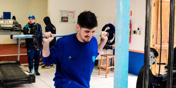 Vélez retorna aos treinos após vitória sobre o Giruá e mira confronto em casa contra a Asserc