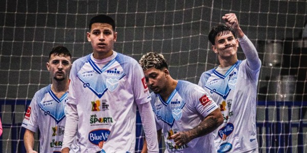 Sub-20 do Vélez Camaquã enfrenta a ADESBAM em Porto Alegre pelo Gauchão