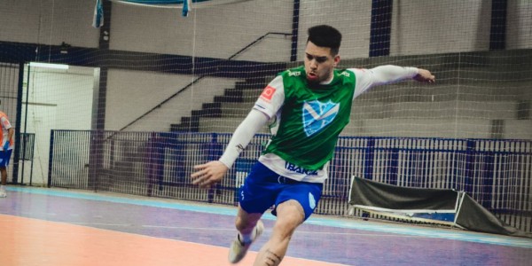 Vélez finaliza preparação com foco no duelo contra o Dracena