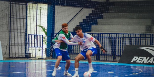 Vélez mantém ritmo forte de treinamentos com foco no duelo contra o Cruzeiro pela LNF