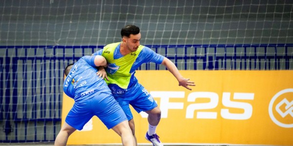 Vélez intensifica preparação para confronto decisivo contra o Campo Mourão