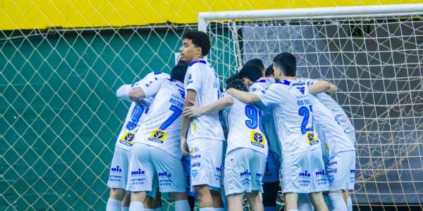 Vélez vence a ASSERC fora de casa