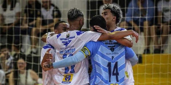 Vélez vence fora de casa e confirma adversário das oitavas da Série B