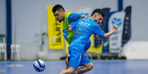 Vélez encerra preparação para decisão contra o Fontoura Xavier