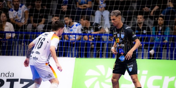 Vélez empata contra o ATLEC no jogo de ida da Final do Gauchão