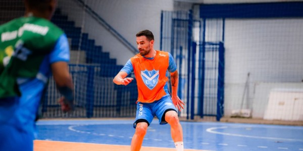 Vélez intensifica preparação para a grande final do Gauchão