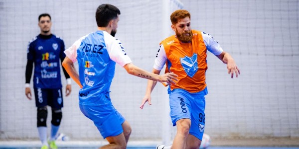 Vélez intensifica preparação para duelo pela LNF Silver