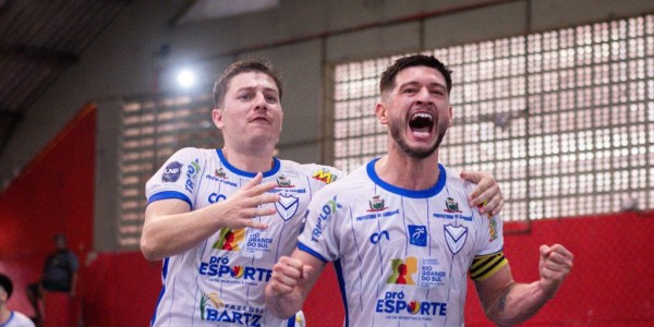 Com “V” maiúsculo de Vélez Camaquã , Alvi Azul vence fora de casa e assume a liderança da LNF Silver