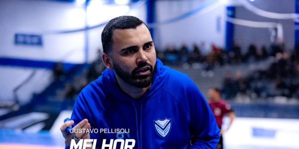 Gustavo Pellisoli é eleito o melhor treinador de maio da LNF Silver
