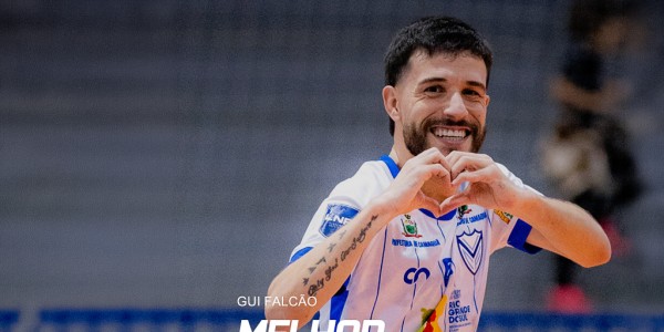 Gui Falcão é eleito o melhor ala direito de maio da LNF Silver