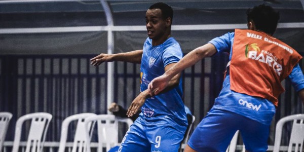 Vélez Camaquã intensifica treinamentos de olho no duelo contra o São José