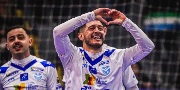 Mais uma vitória em casa! Vélez vence o Blumenau por 3x2 no dia dos Namorados